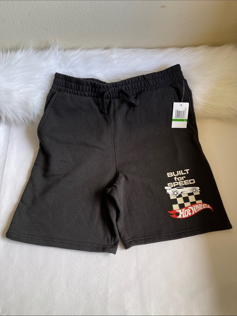 Mattel Hot Wheels Graphic Shorts featuring “Build for Wheels “. NWT.